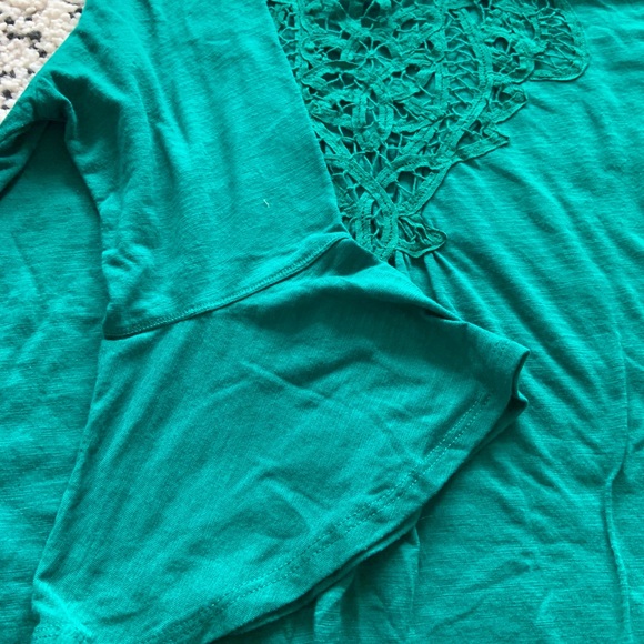 Green blouse - Picture 6 of 6